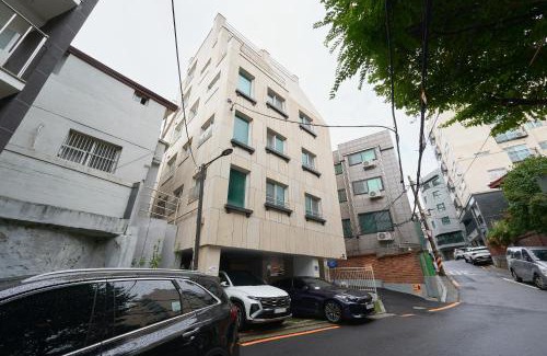 Cheongpa-dong Villa | Halo Stay