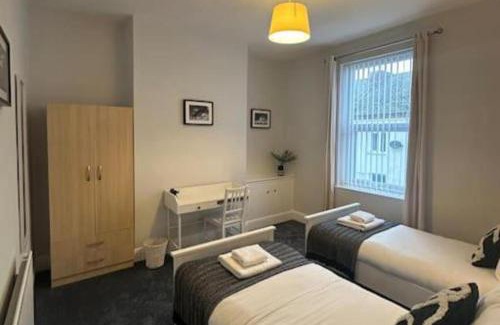 Blyth Apartment | Hambledon Apartment - Sleeps 3 - Pet friendly