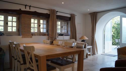 Plan-de-la-Tour Apartment | Hameau Des Claudins