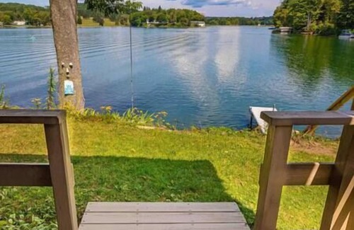 Hamilton House | Hamilton Home #4, Lake Moraine Home #4 Near Colgate University