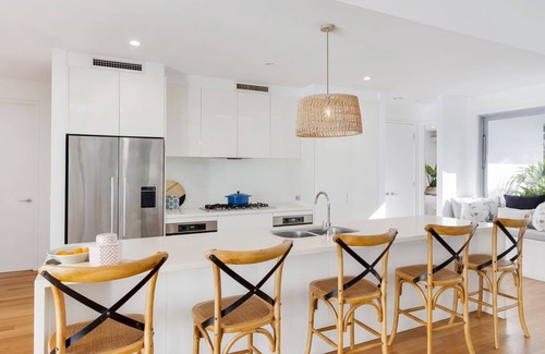Buddina House | Hampton Beach House on the Waterfront