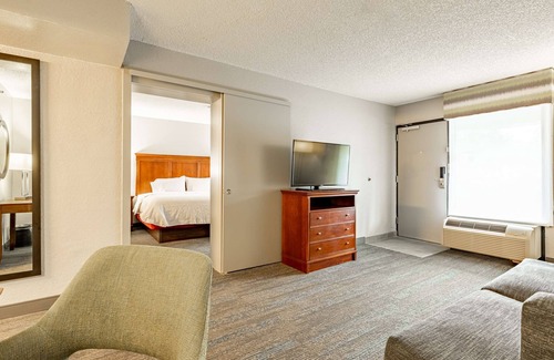 Gainesville Hotel | Hampton Inn Gainesville