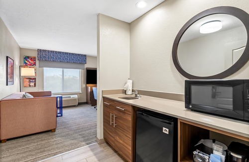 Farmington Hotel | Hampton Inn & Suites Farmington