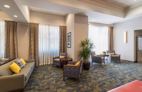 Downtown Tulsa Hotel | Hampton Inn & Suites Tulsa Downtown