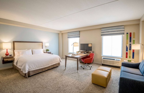 Downtown Tulsa Hotel | Hampton Inn & Suites Tulsa Downtown