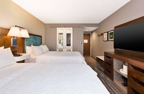 Traverse City Hotel | Hampton Inn Traverse City