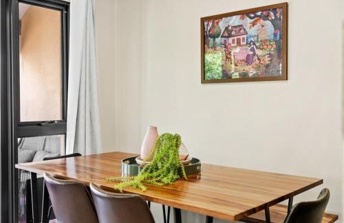 South Fremantle House | Hampton Retreat - South Fremantle Escape