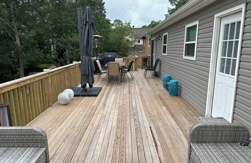 Flanders House | Hamptons Beach House, 5-minute walk to Bay Beach