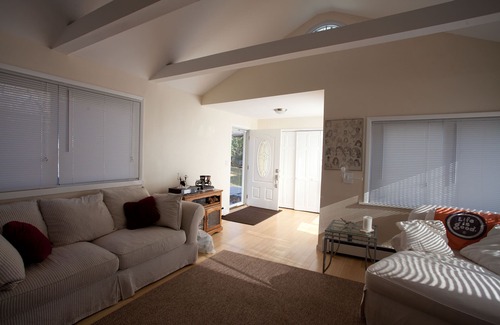 North Sea House | HAMPTONS PRIVATE BEACH GETAWAY. 400 ft walk to private beach swimming area.