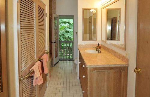 Kipahulu Cottage | Hana's Luxurious 'Ohana Cottage for Peace, Quiet, and Nature