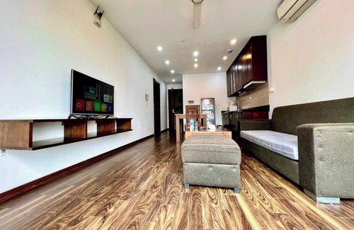Dich Vong Hau Apartment | Hana Stay Tran Quoc Hoan