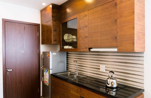 Dich Vong Hau Apartment | Hana Stay Tran Quoc Hoan