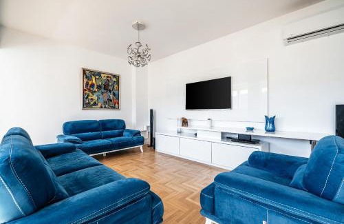 Golubovina Apartment | HanaLux