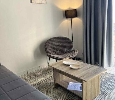 Dikaio Apartment | Handra Apartment Seaview