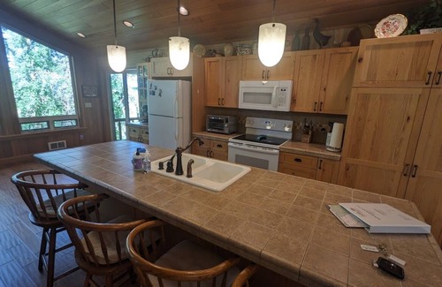 Bigfork House | Hanging Rock Get Away