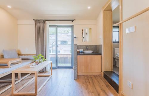 Xihu House | Hangzhou Van Wind Inn
