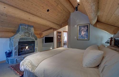 Upper Village House | Hapala Chalet