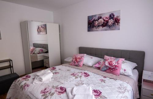 Vintijan Apartment | Happy Day Apartment 1,2,3