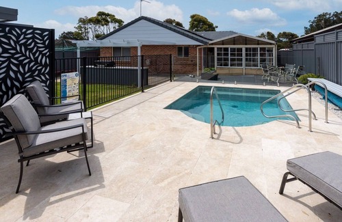 Culburra Beach House | Happy Dayz – Comfortable accommodation with pool