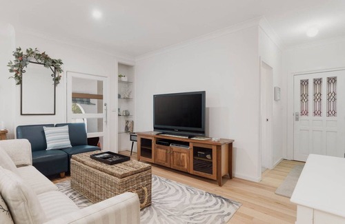 Patonga House | Happy Daze by Coast Holidays