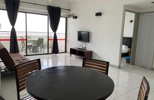 Batu Ferringhi Apartment | Happy Home 26 Sri Sayang Batu Ferringhi