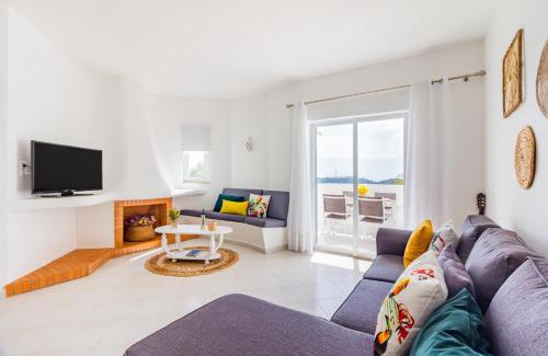 Alpouvar Apartment | Happy House in Clube Albufeira