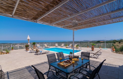 Agia Triada Villa | Haravgi villa 3 ,near resort,private pool