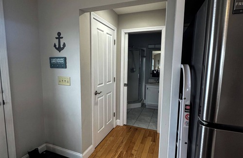 Malletts Bay House | Harbor View Lakehouse