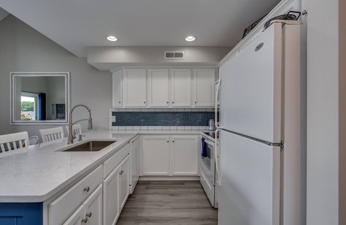 Alexandria Bay Villa | Harbor Villas Waterfront Townhome with Boathouse