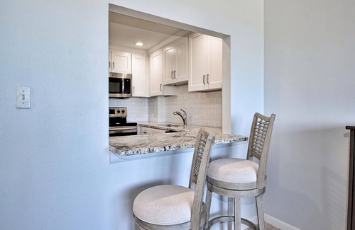 Sand Key Condo | Harbour Light Towers 1105 11th Floor Beachfront Studio at Harbour Light Towers