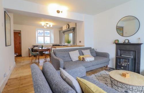 Porthmadog House | Harbourside