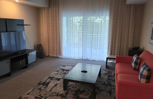 Doral Condo | Hardrock Stadium, Convenient XL Studio, kitchen
