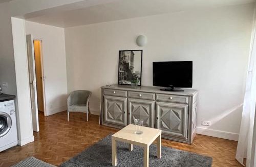 Rueil-Malmaison Apartment | Harmonie - Affaires & Loisirs à Rueil