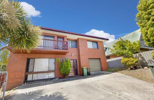 Lakes Entrance House | Harmony