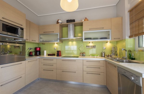 Marathon House | HARMONY MAISONETTE-MINIMAL DESIGN-AMAZING SEA VIEW-IDEAL HOLIDAY DESTINATION