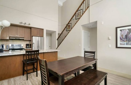 Harrison Hot Springs Apartment | Harrison Lake Pets Welcome 3BR Suite