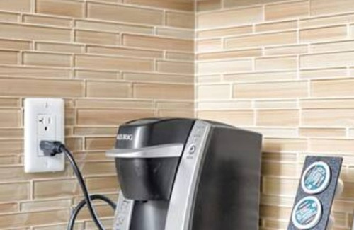 Harrison Hot Springs Apartment | Harrison Lake Pets Welcome 3BR Suite