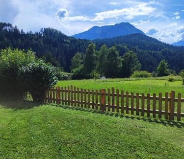 Karres Ski Chalet | Harrys Blockhütte