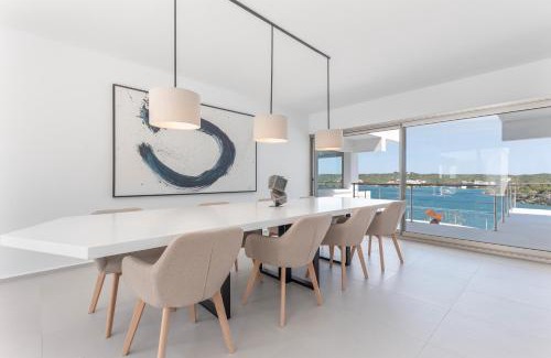 Es Castell Villa | Hastinapura, acceso directo al mar