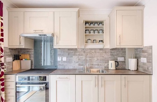 Saxmundham House | Hattie's, Great Glemham