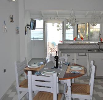 Gra Lygia House | Hatzidakis Beach Retreat