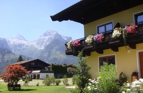 Lofer Apartment | Haus Alpengruß