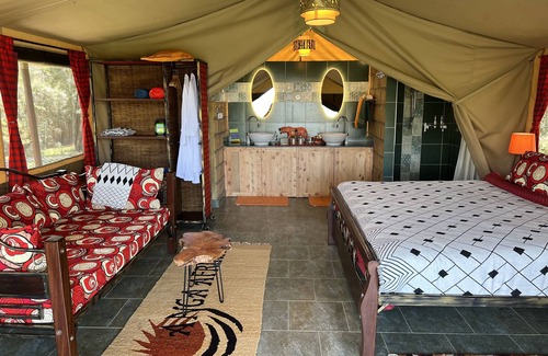 Naivasha Cabin | Haus der Pferde, Luxuszelte, Wildtier-reservat, Privater Koch, Hausmädchen,natur