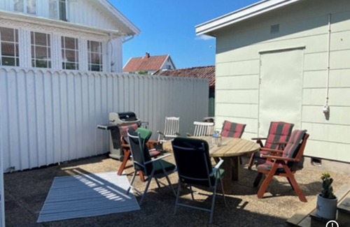 Skaerhamn Villa | Haus in Skärhamn, Zugang zum Eigenen Steg mit Salzbädern!