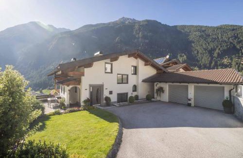 Neustift Im Stubaital Apartment | Haus Larcher