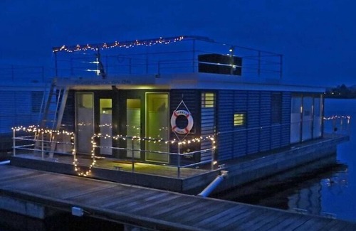 Vynen Boat Rental | Hausboot am Xantener Nordsee