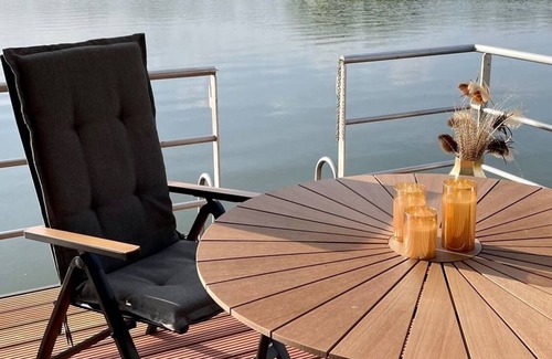 Ribnitz Apartment | Hausboot für 6 Gäste mit 45m² in Ribnitz-damgarten