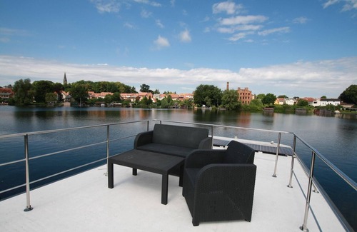 Muritz Boat Rental | Hausboot Friedrich in Malchow