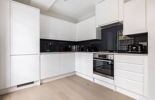Chinatown Apartment | Hausd - Leicester Square