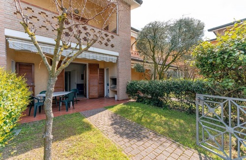 Lido degli Estensi Villa | HAUSE MILLENIUM GROUND FLOOR WITH PRIVATE GARDEN AND COVERED PARKING SPACE